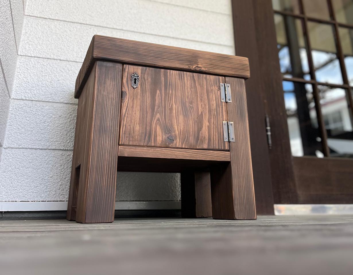 木製収納ガーデンミニベンチ 宅配ボックス 置き配1枚目の画像